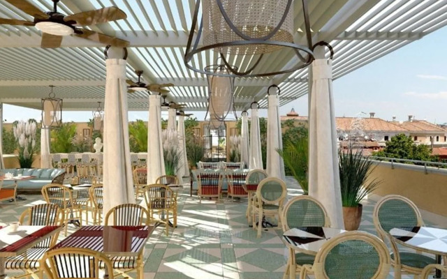UNA HOTELS Trastevere Roma