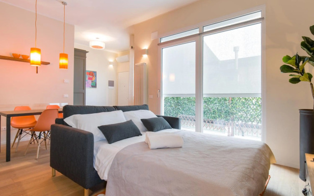 Panoramic Roof Apartment