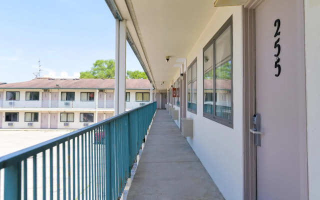 OYO Hotel South Bend - Campus