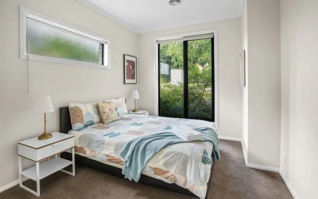 Comfort House near Box Hill