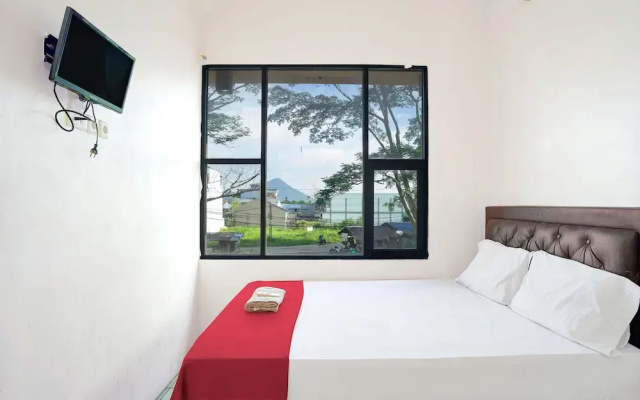 OYO 92609 Guest House Malay Singkawang