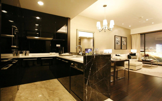 eStay Residence Poly World Trading Center