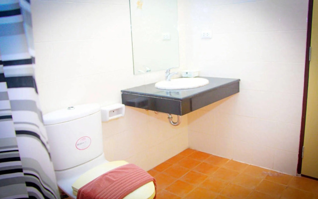 Royal Tycoon Place