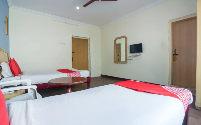 OYO 12237 Luxury Villas