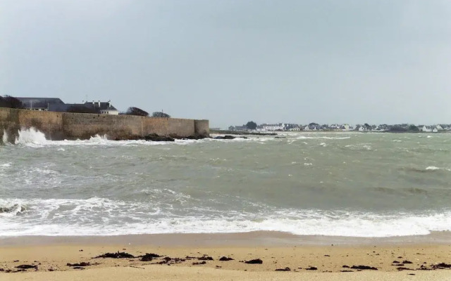 Semi-detached House, Port-louis