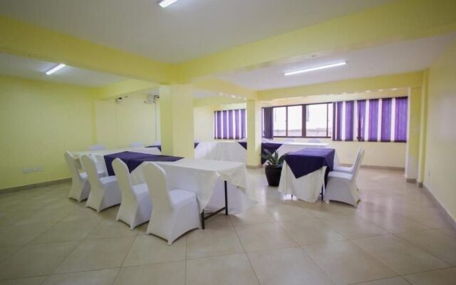 Paleo Hotel and Spa, Thika