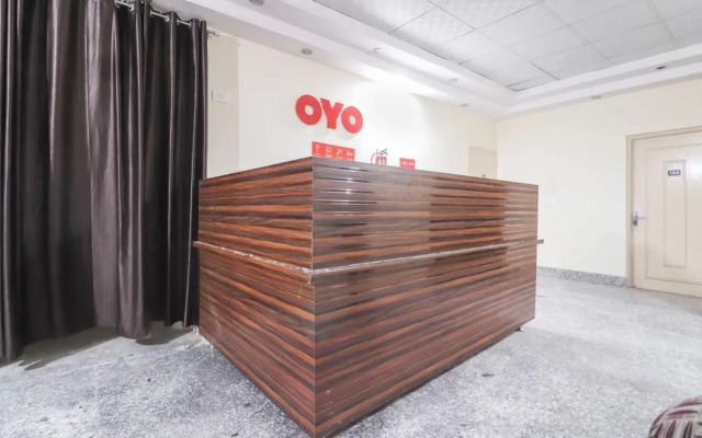 OYO 62711 Krishna Residency