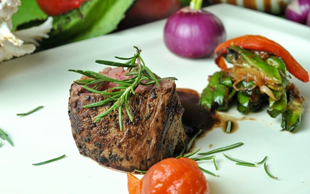 Komaneka at Keramas Beach