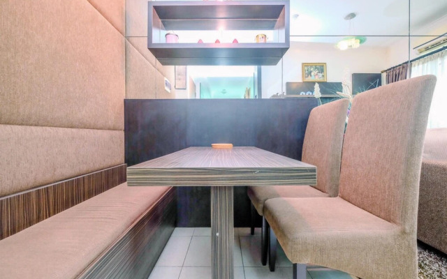 Cozy And Nice 2Br Apartment At Maple Park Sunter