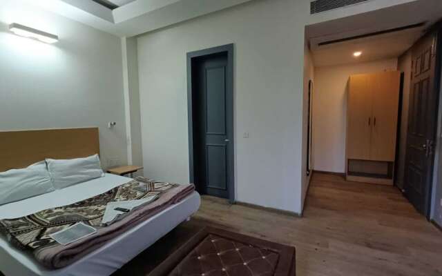 Hotel Town House