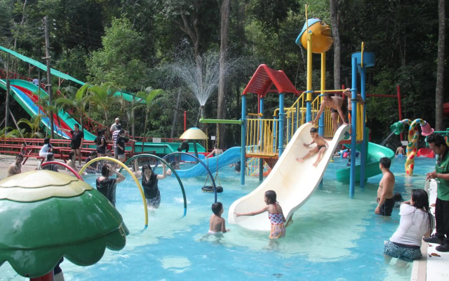 Borneo Tropical Rainforest Resort