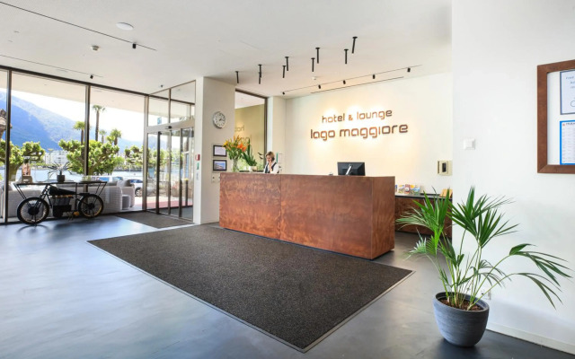Hotel & LOUNGE LAGO MAGGIORE