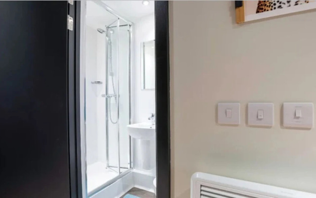 Modern Studios in BRIGHTON SK