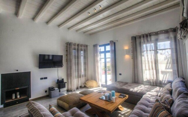 Villa Alexanthia
