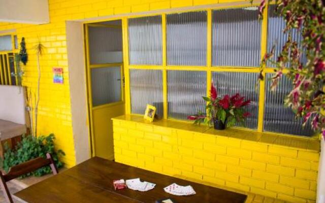 Flor de Lis Hostel