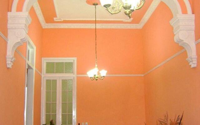 Hostal Damilsy