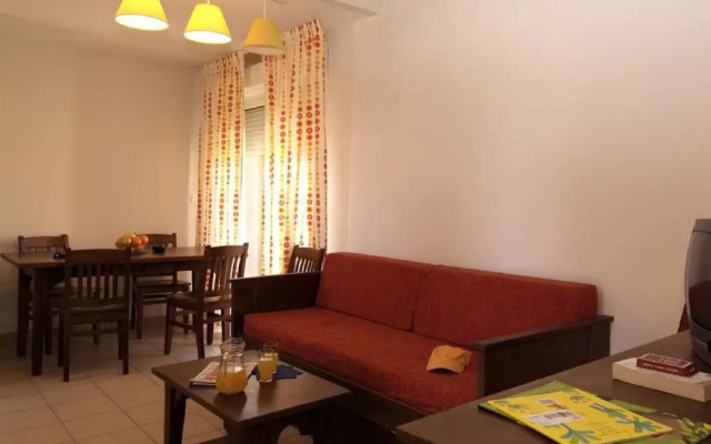 Beautiful Apartment With Shared Pool in Prayssac