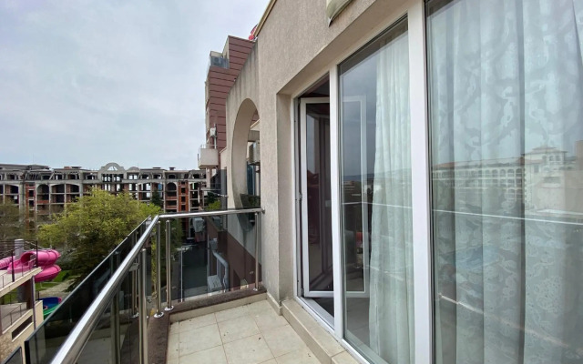 Private Cozy Apartment Admiral Plaza A 11