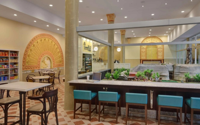 St. Louis Union Station Hotel, Curio Collection by Hilton