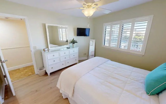 Mainsail 223 2 Bedroom Condo