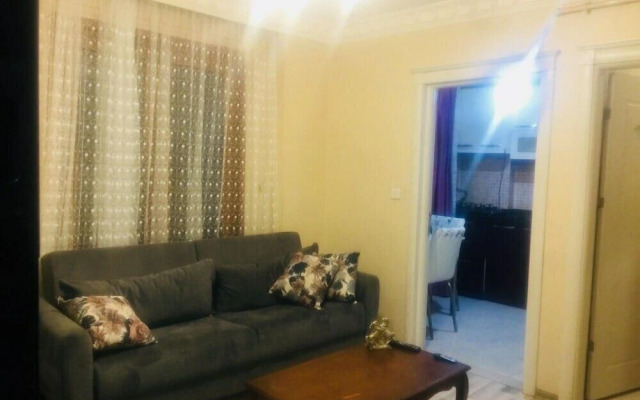 Happy Dreams Apart Hotel