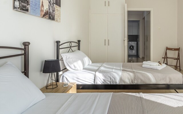 Comfy Central Square Gem with Terrace