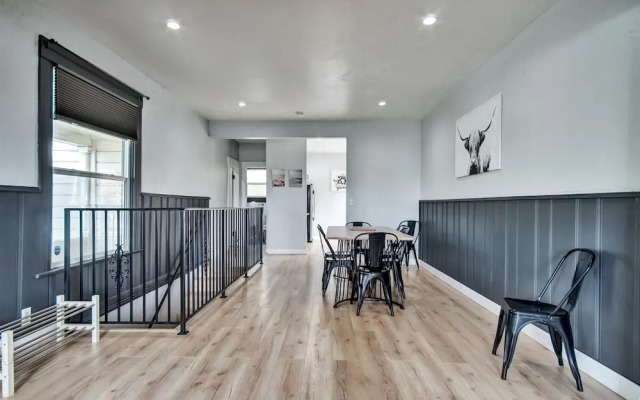 Ventura Downtown Minutes to Beaches