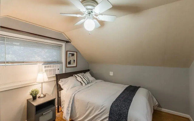 Enchanting historic townhouse by CozySuites