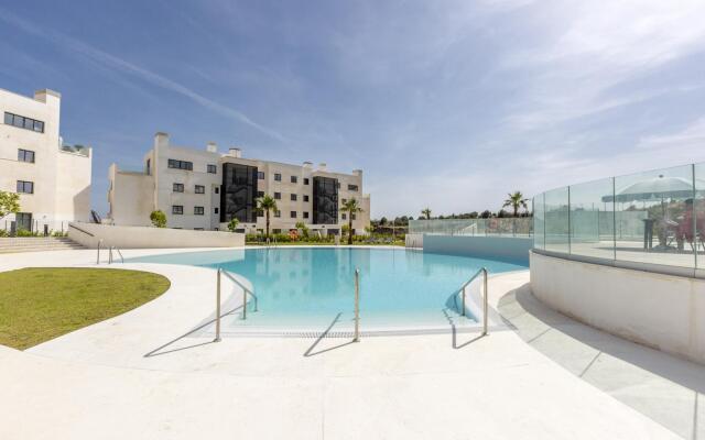 Deco in Fuengirola with 2 bedrooms and 2 bathrooms