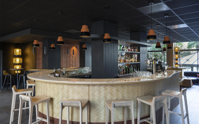 Hotel Oceania Paris Porte de Versailles