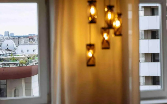 Stunning Views 2BR Intercontinental Flat