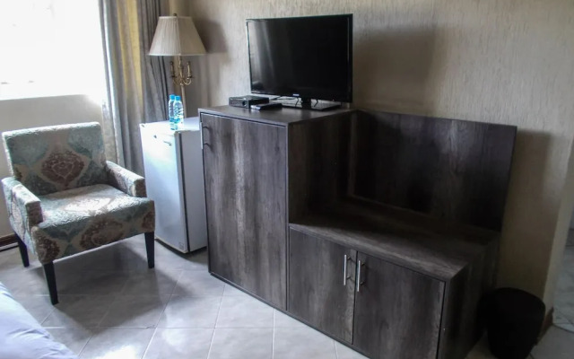 Tecla Lodges