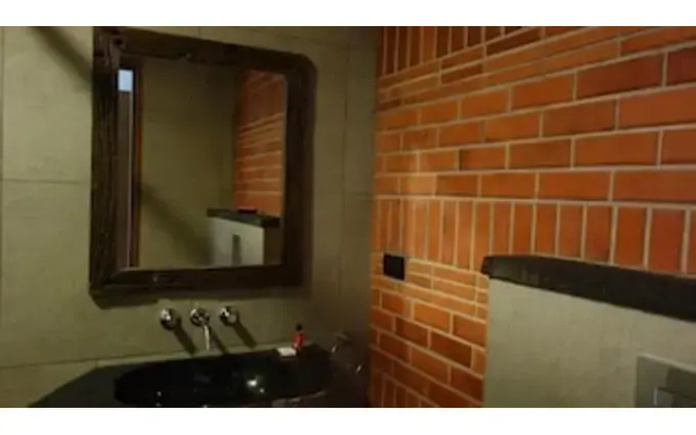 Hotel Illam