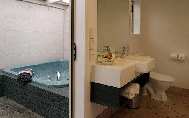 Silver Fern Rotorua Suites & Spa