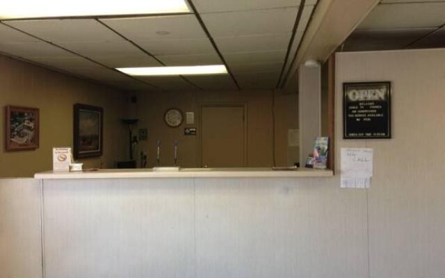 Cadet Motor Inn - Coldwater
