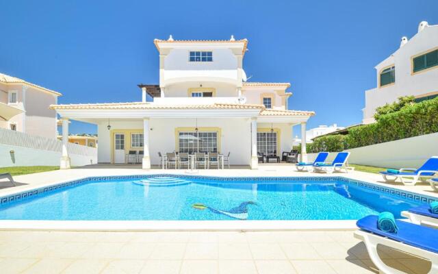 Casa Vela by OCvillas