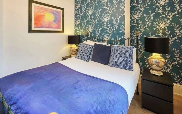 Host Stay Grand Parade Apartment
