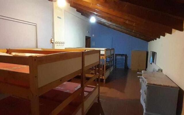 Alojamiento integro 42plazas en total