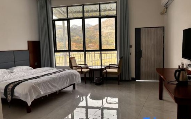 Fengshan Guiyou Sunshine Inn