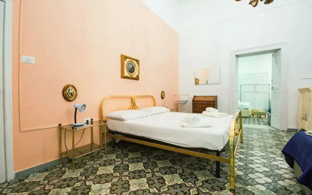 Maestosa Casa In Napoli Centro