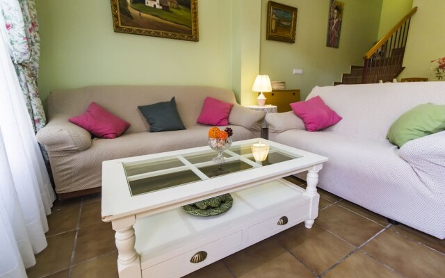 SimplyHosted Costa Ballena