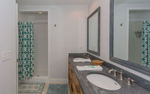 4604K - Beachside Splendor