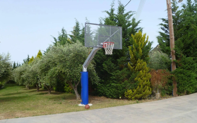 Anilio Plaza