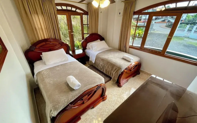 Hostal Posada Real