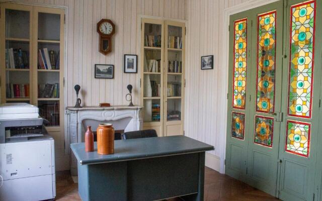 Manoir Le Parc near Paris & Disneyland