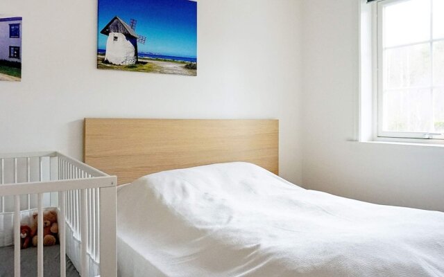 6 Person Holiday Home in Strömstad