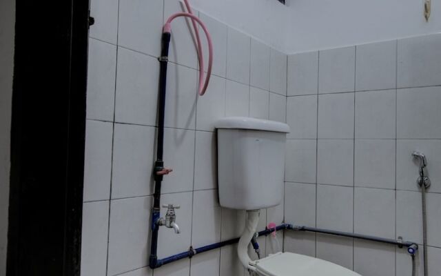 OYO HOME 90800 Rumah Pangi Homestay