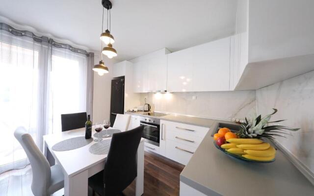 Apartment S