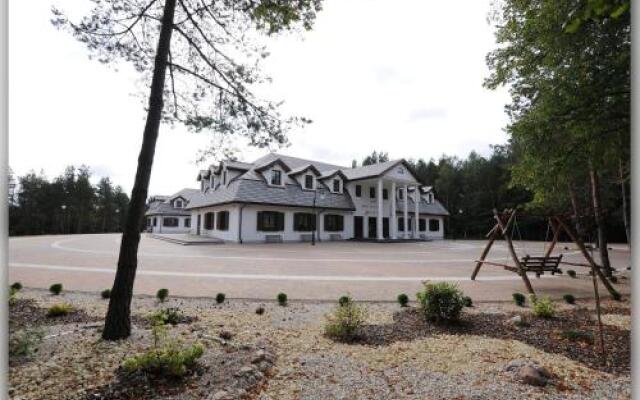 HOTEL NOWODWORY/ Usługi Budowlane - Hotelarstwo Iwona Morzy
