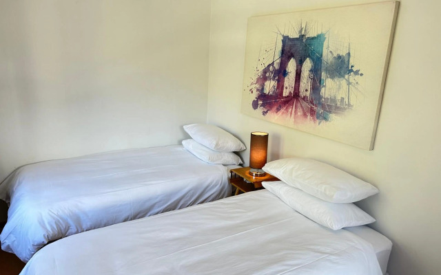 201 Piazza De Waterkant